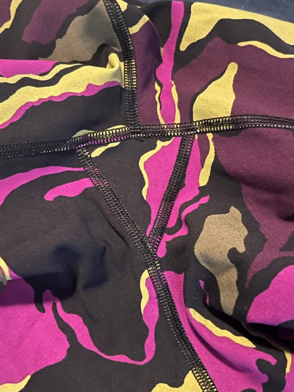 🍋LIKE NEW Lululemon HR Wunder Under 30” - Boom Bloom Chartreuse Green Aurora - 8 - Picture 13 of 13